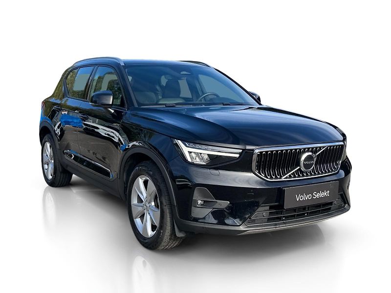 Volvo XC40 B4 AWD // 1. maj // ČR - fotka 8 z 40