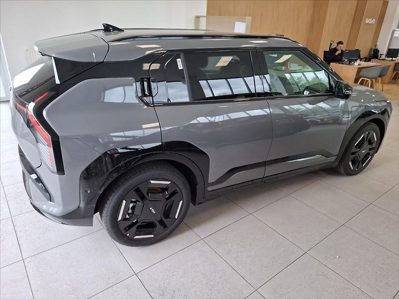 Kia EV3 GT-LINE +TECH +V2L (2026) - fotka 2 z 7