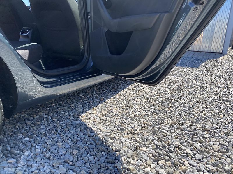 Škoda Octavia 1.6TDi 115PS DSG DPH REZERVACE - fotka 114 z 154
