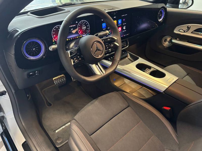 Mercedes-Benz CLA (2026) 350 4MATIC s technologií EQ - fotka 2 z 6