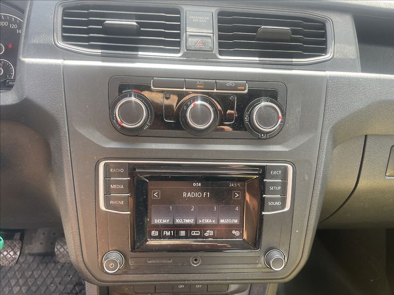 Volkswagen Caddy 2,0 TDi 4-Motion KLIMA, bez ko - fotka 11 z 32