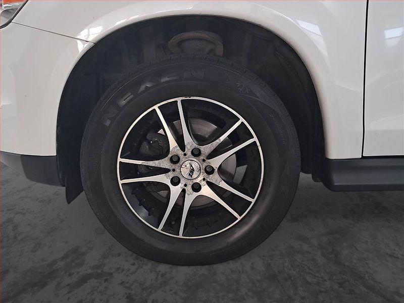 Mitsubishi ASX (2014) Invite 1.6 MIVEC, ČR,1.maj - fotka 14 z 17