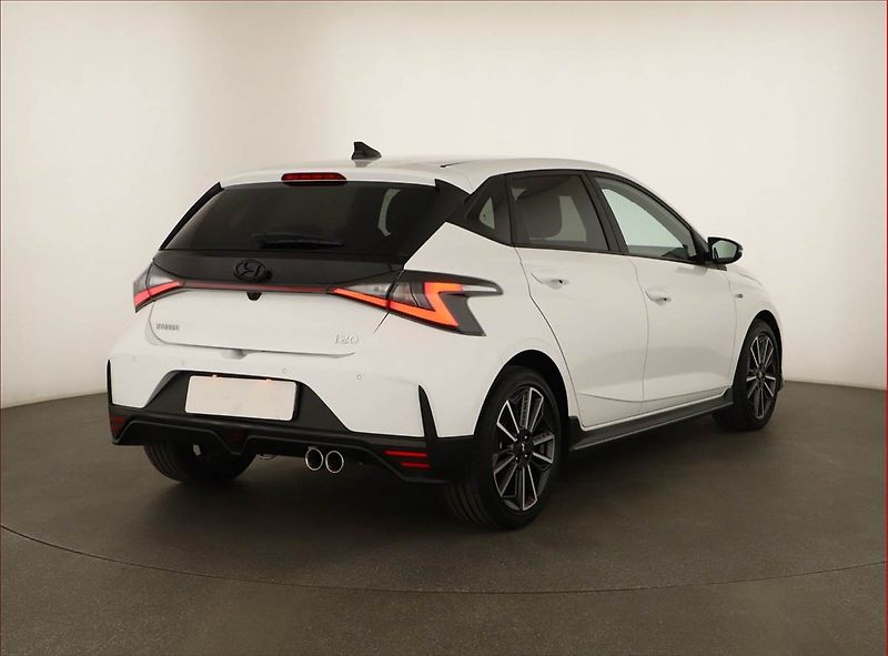 Hyundai i20 (2023) N Line 1.0 T-GDI, ČR,1.maj - fotka 5 z 15