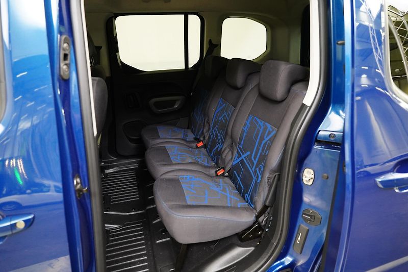 Toyota ProAce City Verso - fotka 22 z 23