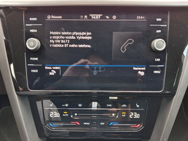 Volkswagen Arteon (2022) Elegance DSG 2,0TSi 140kW - fotka 21 z 35