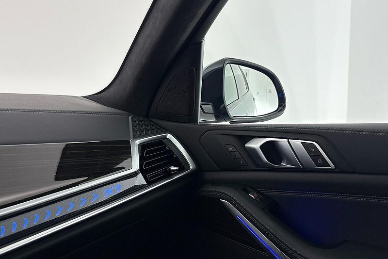 BMW X7 xDrive40d - fotka 21 z 30