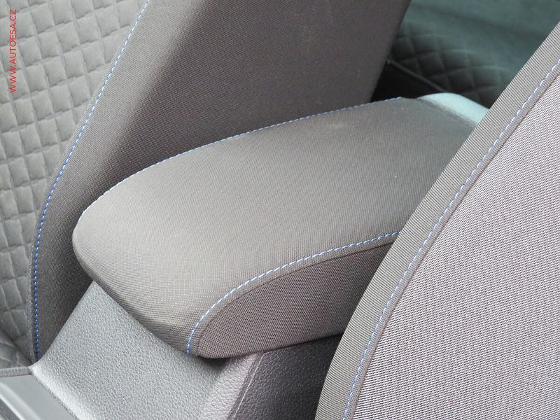 Volkswagen Golf (2018) 2.0TDi, Navi, park.čidla - fotka 27 z 31