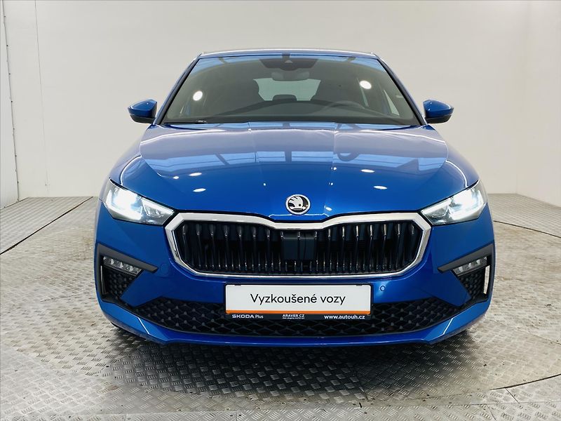 Škoda Scala 1,0 TSI 85kW DSG Selection - fotka 4 z 28
