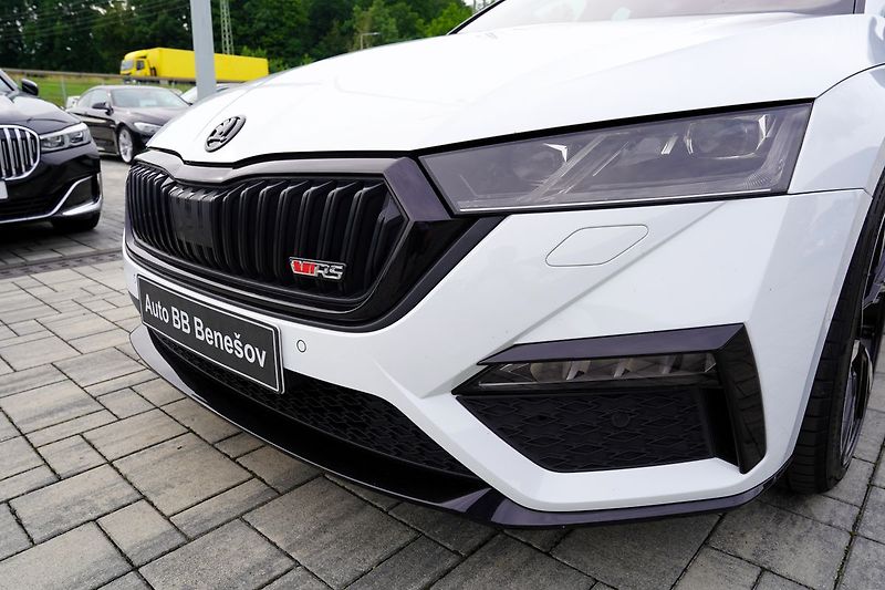Škoda Octavia RS 2.0 TDI 4x4/147kW/DSG/ČR - fotka 14 z 45