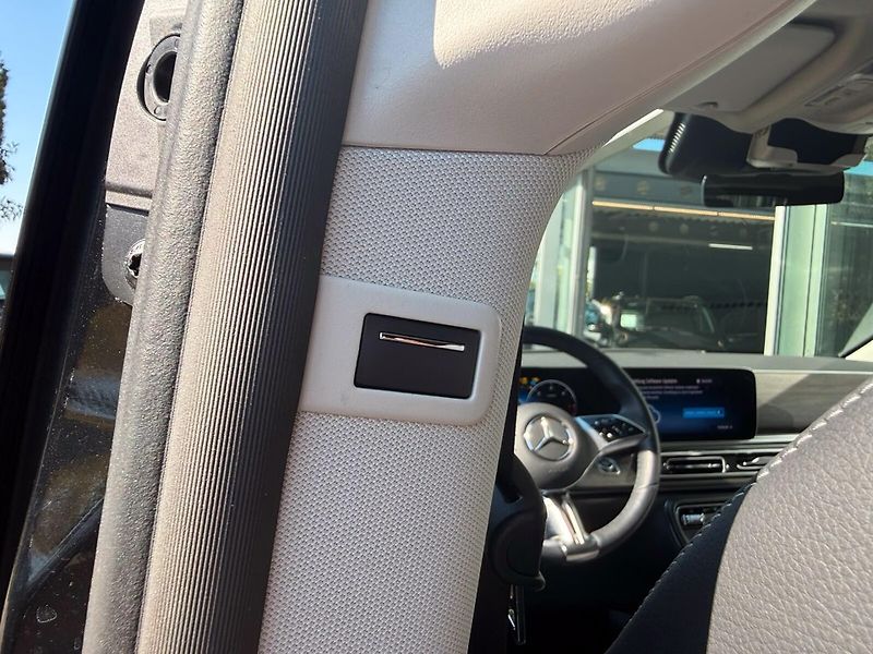 Mercedes-Benz Třídy V 300d 4M Avant. L AIRMATIC NezT - fotka 11 z 16