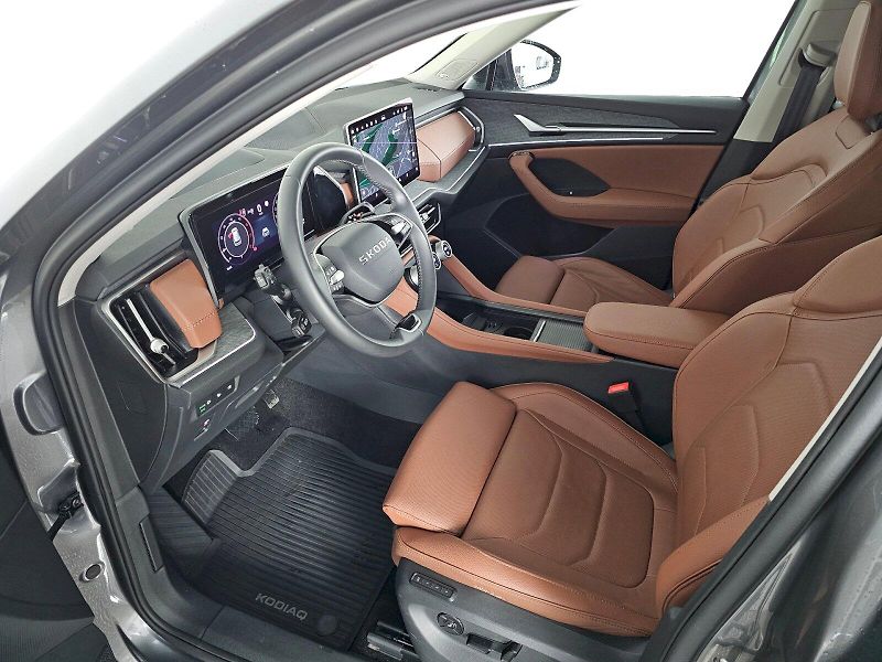 Škoda Kodiaq (2025) 2.0TDI 142kW 4X4 Exclusive Sel - fotka 6 z 35