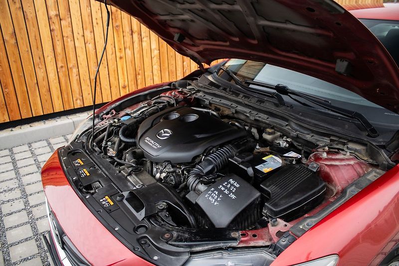 Mazda 6 - fotka 28 z 32