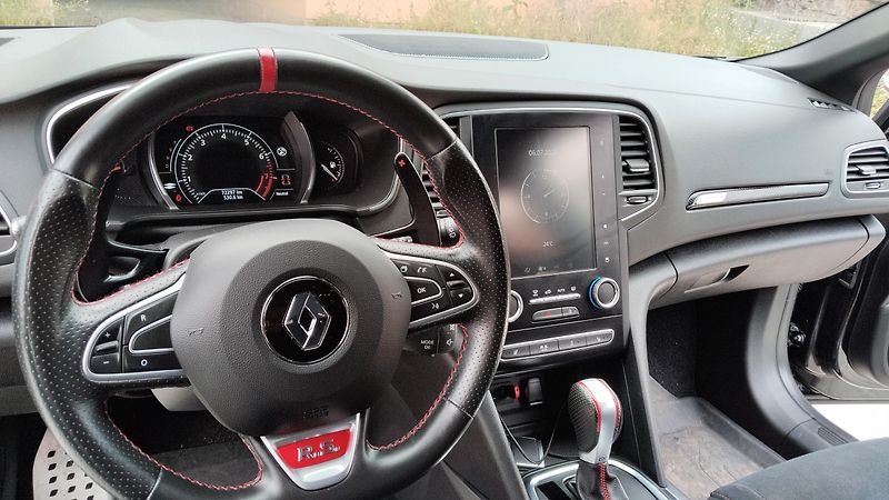 Renault Mégane (2019) Rs - fotka 9 z 19