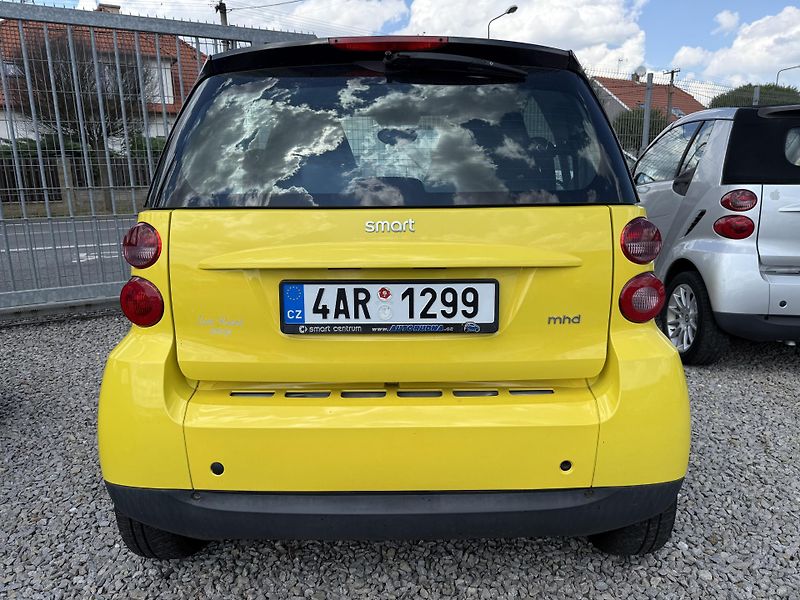 Smart Fortwo 1,0 mhd Automat REZERVACE  - fotka 7 z 11