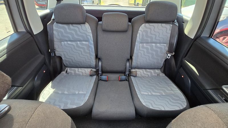 Škoda Roomster 1.4 16V STYLE ZADÁNO - fotka 26 z 37