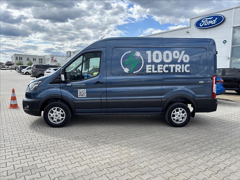 Ford Transit 0,0 Trend 68kWh 198kW269k L2 - fotka 2 z 40