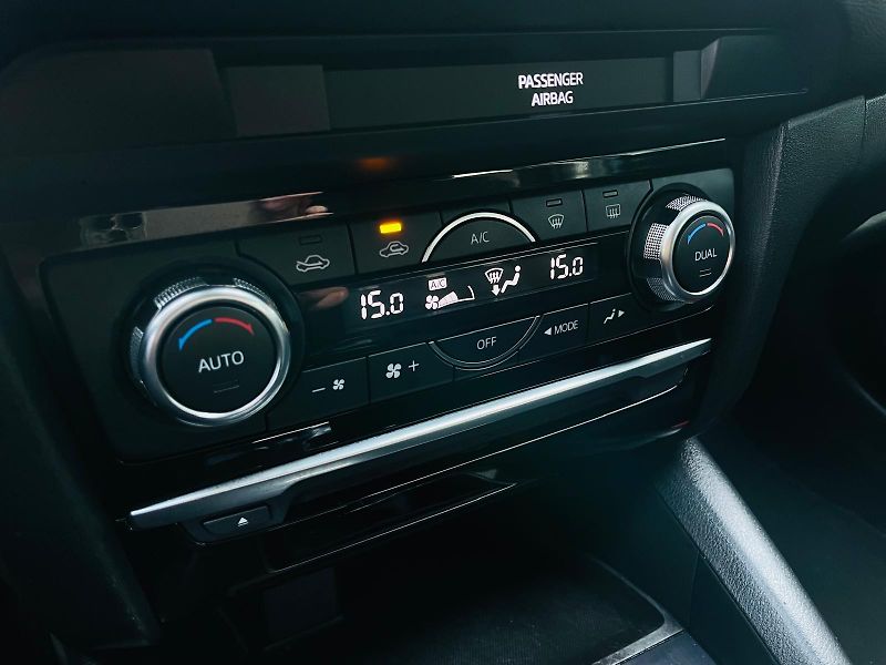 Mazda 6 2.0i 1.MAJITEL SERVISKA LPG - fotka 43 z 48