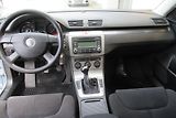 Volkswagen Passat 1.9 TDi AUT. KLIMA  - náhled 10