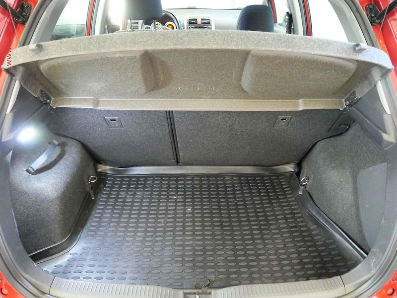 Kia Ceed (2009) 1.4i, 1.maj,ČR, AC - fotka 7 z 21