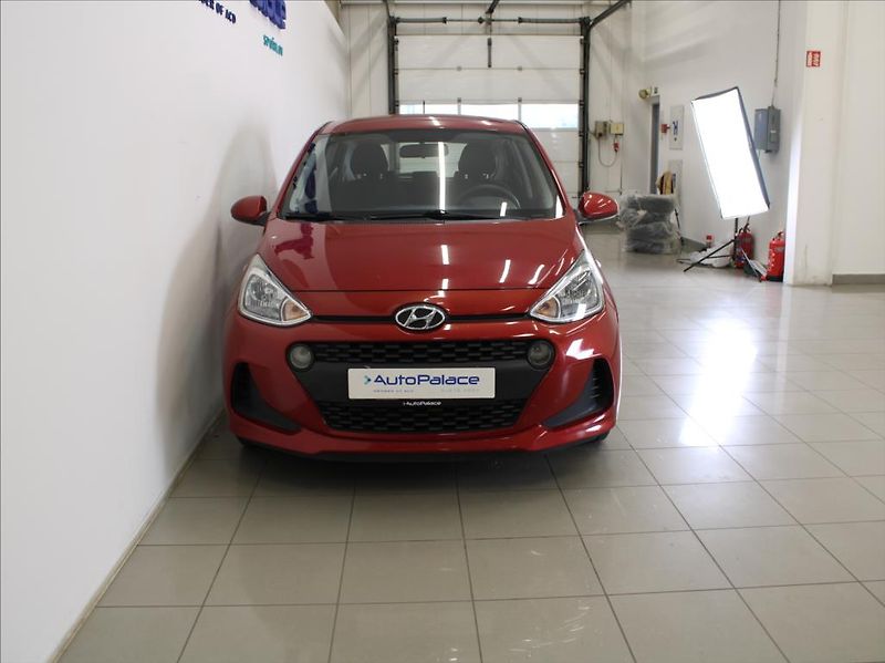 Hyundai i10 1,0 i 48kW 1.maj.ČR  86tkm. - fotka 2 z 15