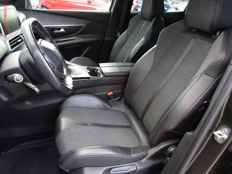 Peugeot 3008 (2017) 2.0 HDi, ČR, GT Line, navi - fotka 9 z 22