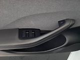 Tesla Model 3 (2023) Standard Range 60kWh, SoH 95% - náhled 17