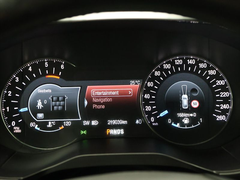 Ford S-MAX 2,0 TDCi Aut. Titanium 7-Míst - fotka 21 z 39