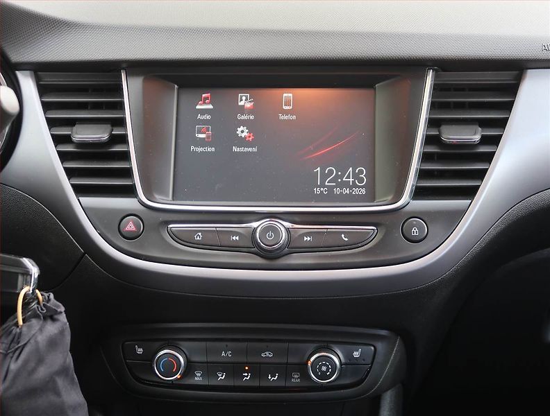 Opel Crossland X (2020) 1.2, Serv.kniha, Tempomat - fotka 12 z 17