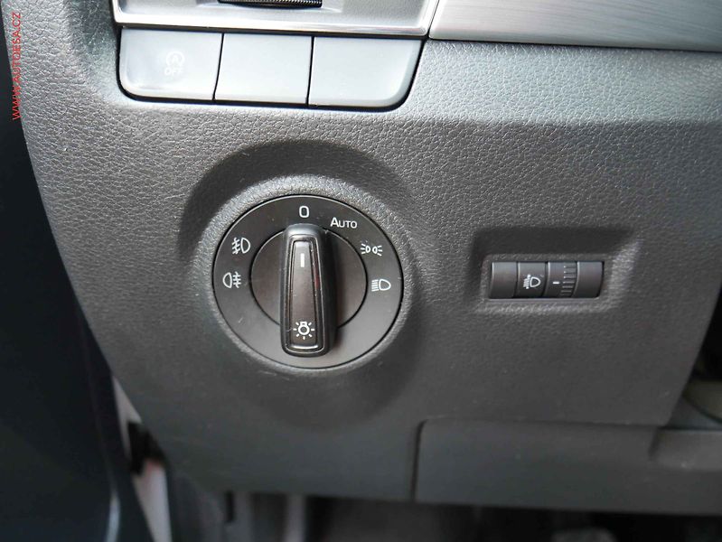 Škoda Fabia (2015) 1.2 TSi, ČR, Ambition - fotka 15 z 15