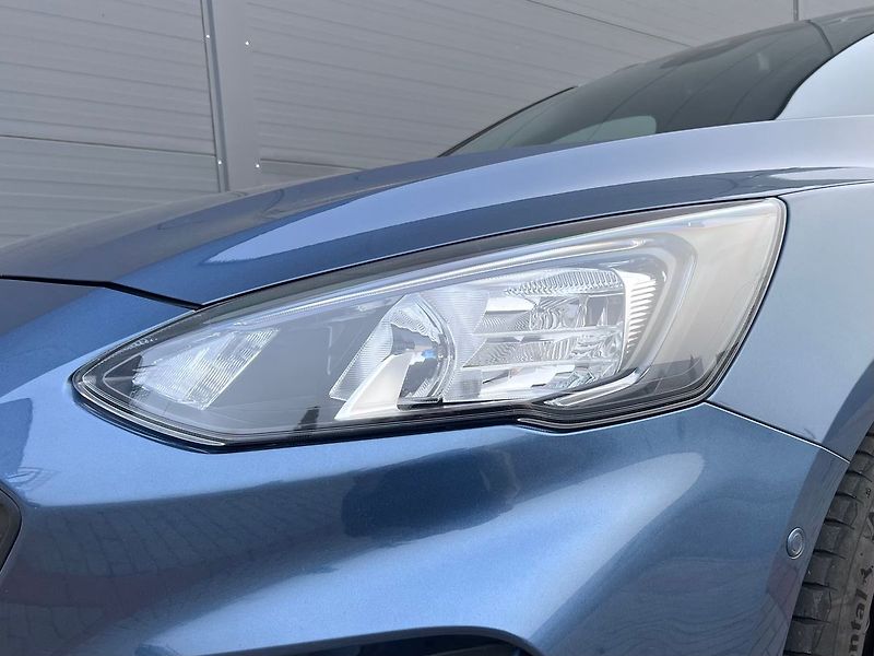 Ford Focus (2021) 1.5 TDCI ST-LINE - fotka 10 z 46