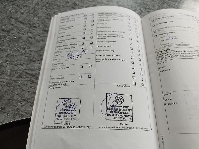 Volkswagen Caravelle (2012) 2,0TDI,LONG,9MÍST,TAŽ,ALU,SER. - fotka 27 z 35