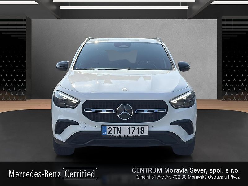 Mercedes-Benz GLA 200d 4MATIC - fotka 8 z 17