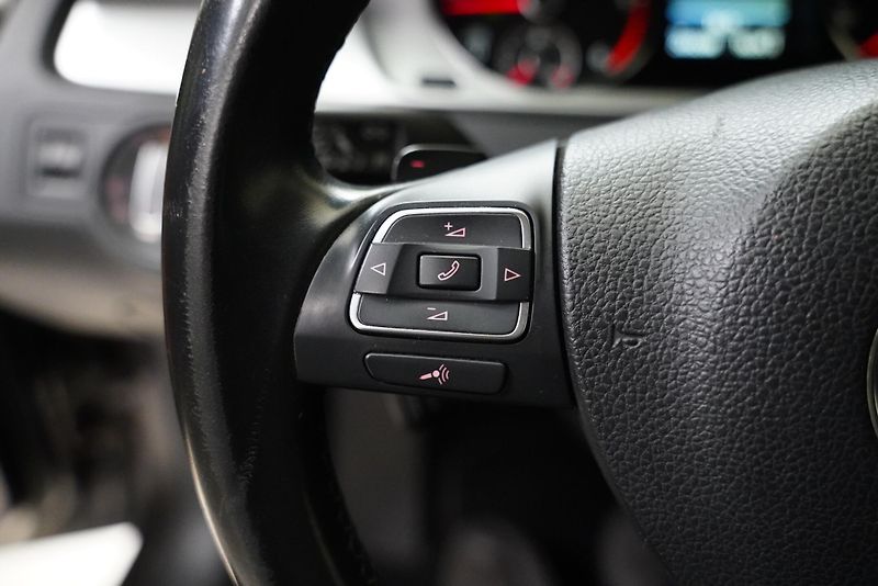 Volkswagen Passat CC - fotka 15 z 23