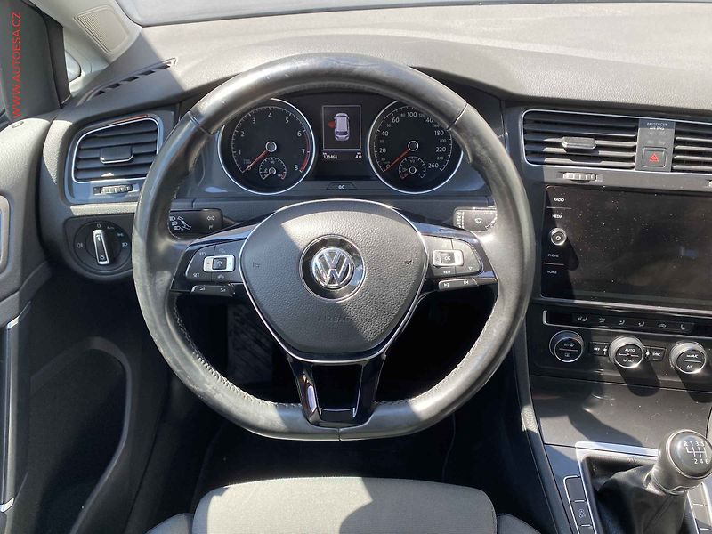 Volkswagen Golf (2020) 1.5 TSi, Comfortline, LED, - fotka 11 z 19
