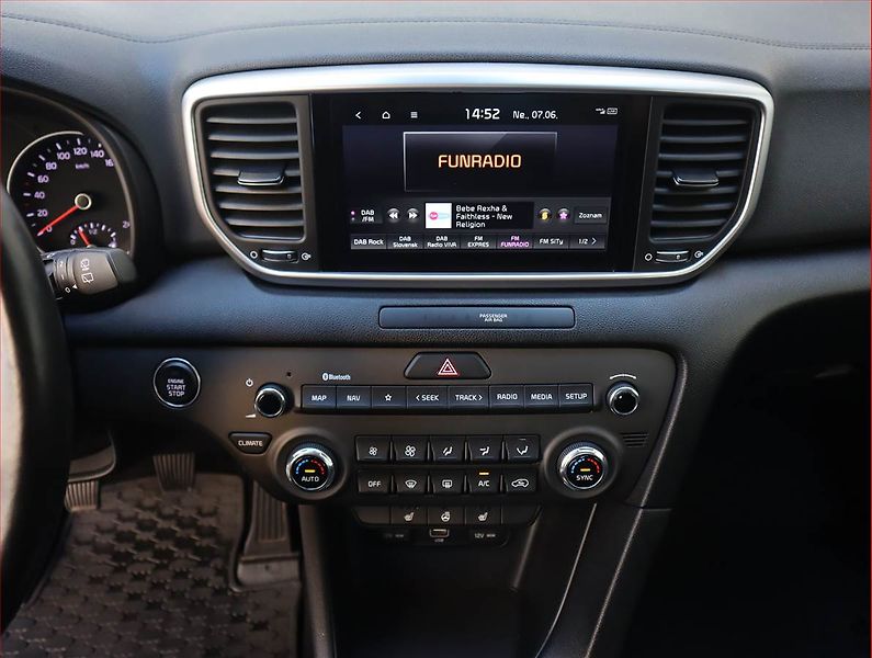 Kia Sportage (2021) Gold 1.6 T-GDI - fotka 12 z 22