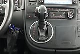 Volkswagen Multivan (2014) Highline 2.0 TDI 4Motion, ČR - náhled 14