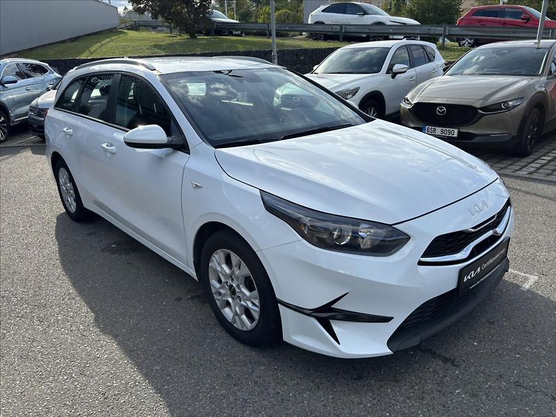 Kia Ceed 1,5 TGDi 118kW AT Spin ZÁRUKA - fotka 7 z 39