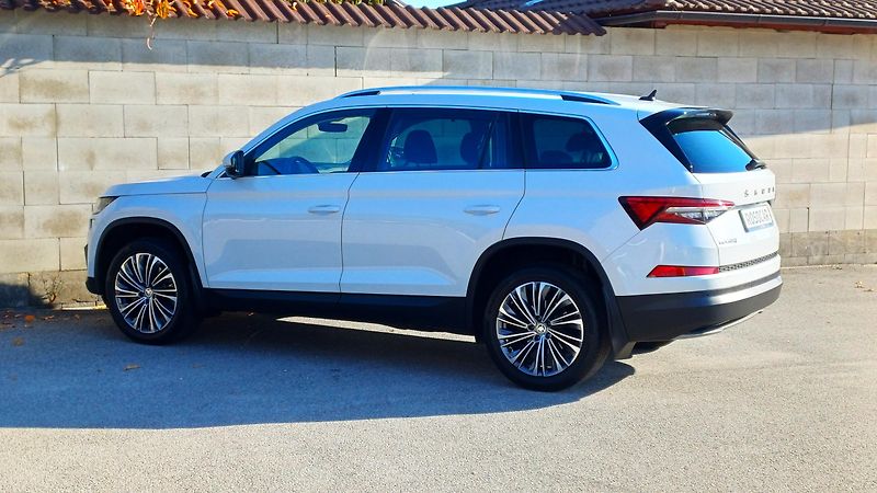 Škoda Kodiaq 2.0 TSI 140kW 4x4 7 míst - ČR - fotka 5 z 26