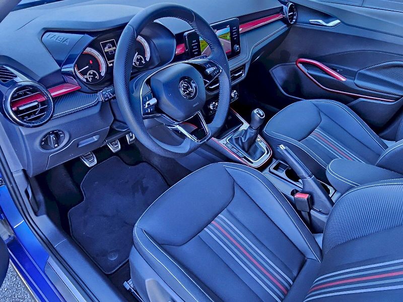 Škoda Fabia (2023) Monte Carlo TSI 81/1.0 M6F - fotka 12 z 27
