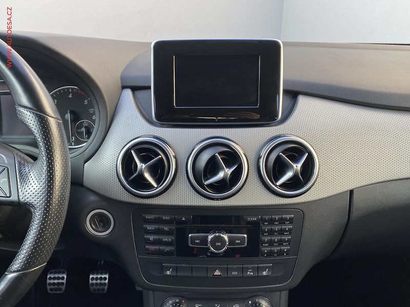 Mercedes-Benz Třídy B (2012) 1.8CDi, servis.kniha - fotka 12 z 17