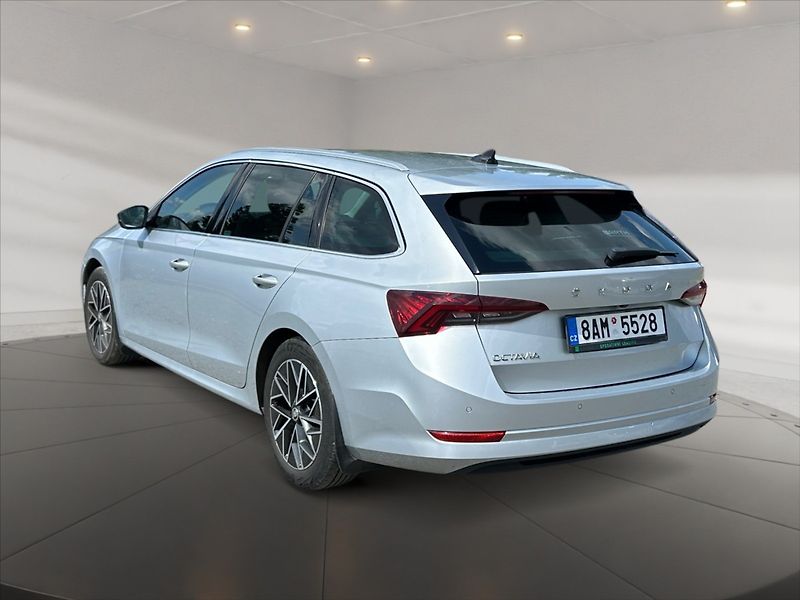 Škoda Octavia 1,5 TSI 110 Style - fotka 4 z 11