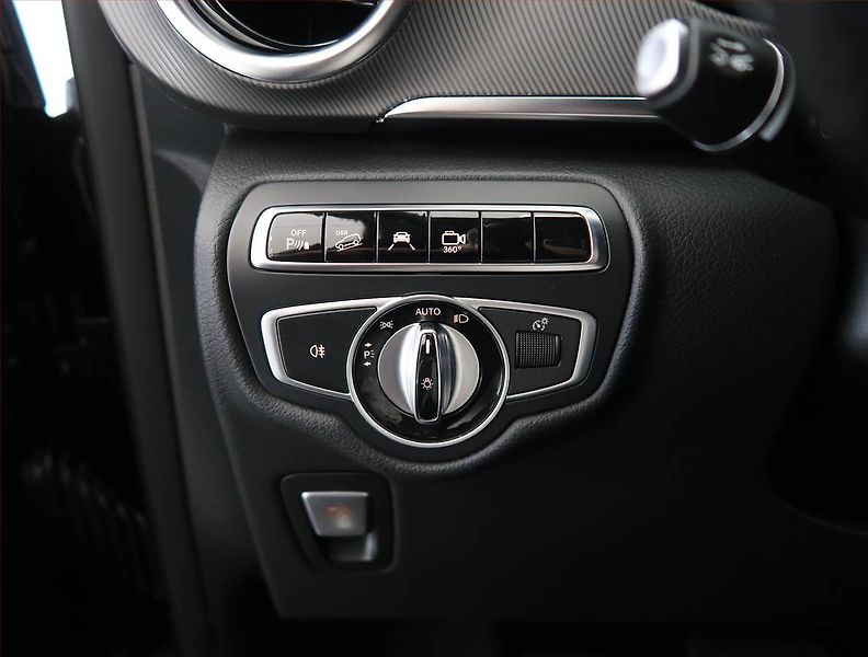Mercedes-Benz Třídy V (2015) 250 d 4MATIC, 1Maj - fotka 29 z 32
