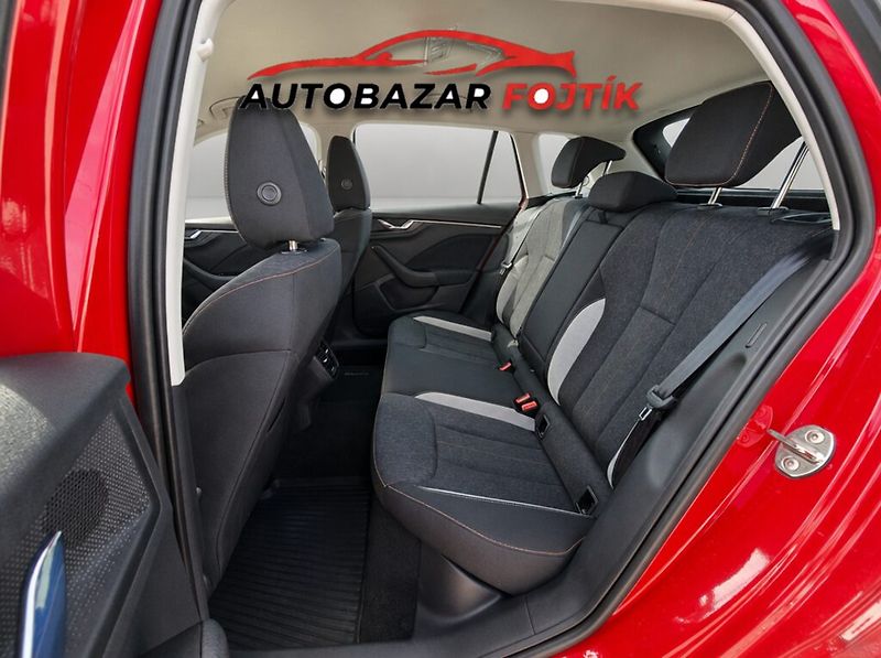 Škoda Kamiq (2025) 1.5 TSi 110KW Top Selection DS - fotka 12 z 23