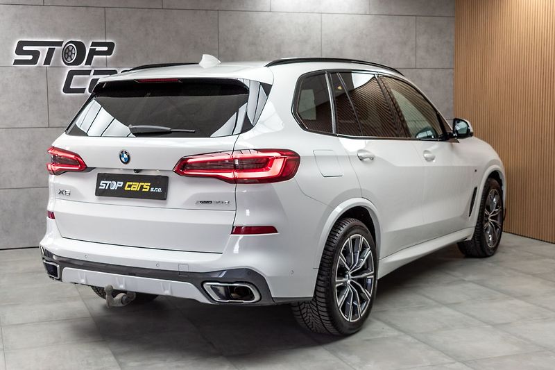 BMW X5 xDrive30d ///MSPORT*TAŽNÉ*ČR* - fotka 7 z 55