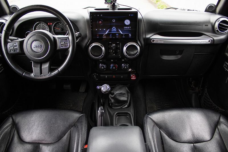 Jeep Wrangler - fotka 19 z 22
