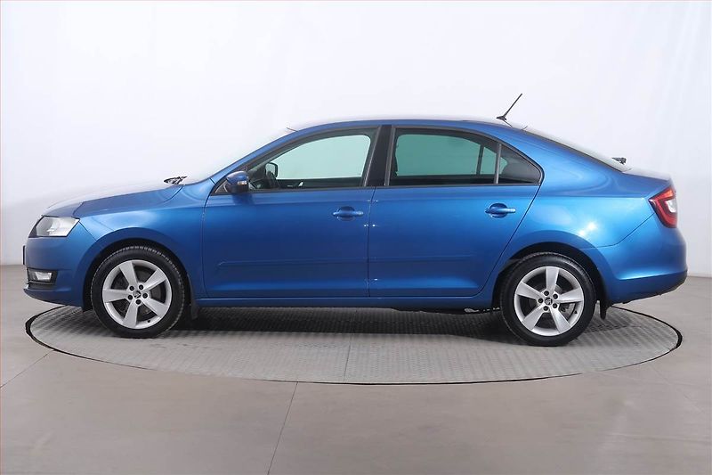 Škoda Rapid (2018) 1.0 TSI, Navi, Tempomat - fotka 3 z 23