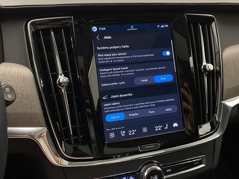 Volvo V90 T8 AWD RECHARGE DARK ULTRA CZ - fotka 51 z 69