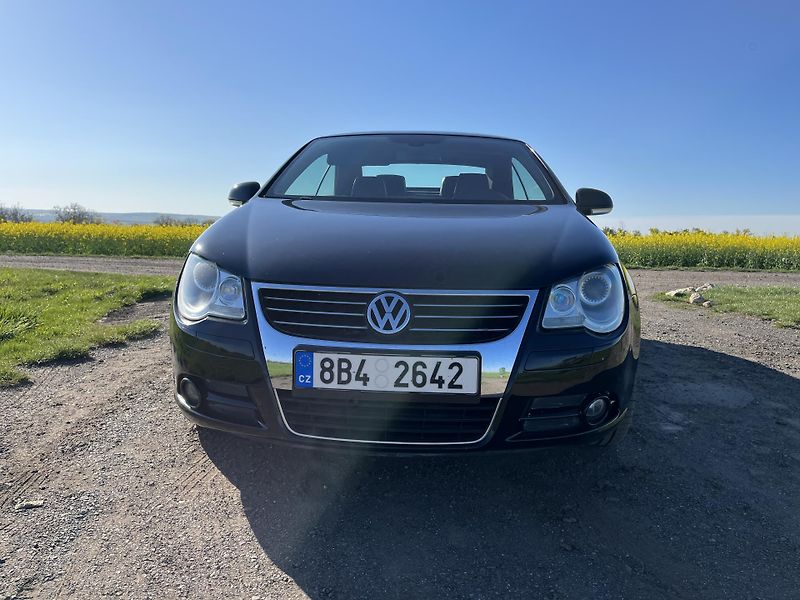 Volkswagen EOS (2007) 3,2 V6 - fotka 2 z 32