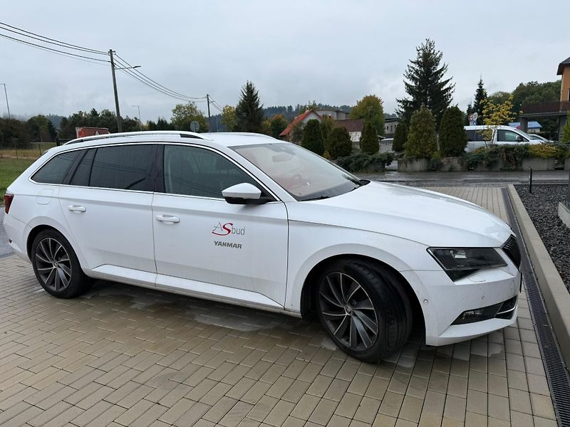 Škoda Superb 2.0 TDI DSG 4x4 Laurin&Klement - fotka 3 z 12