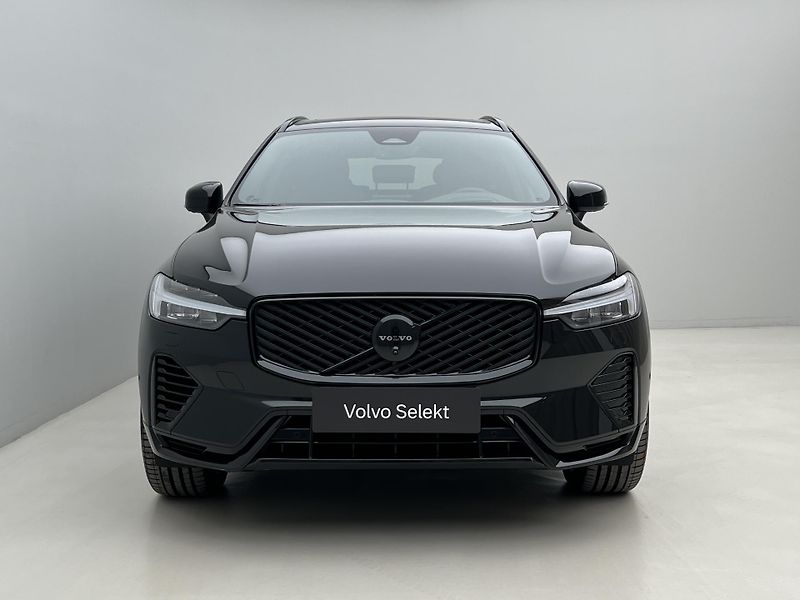 Volvo XC60 T6 AWD BLACK EDITION RESKIN - fotka 14 z 50